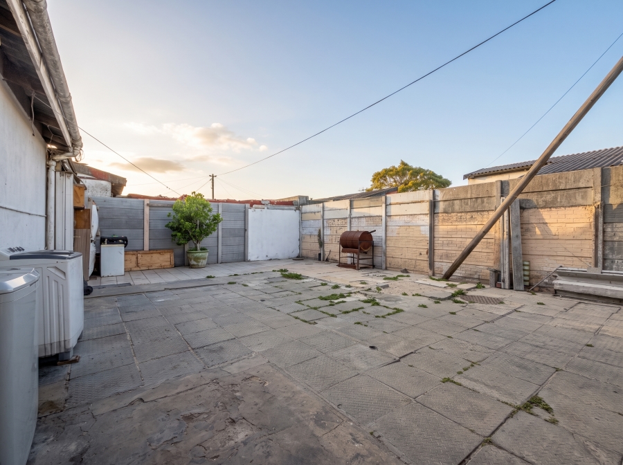 2 Bedroom Property for Sale in Belhar Western Cape